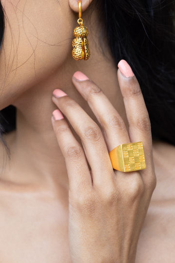 Chessboard Ring Gold