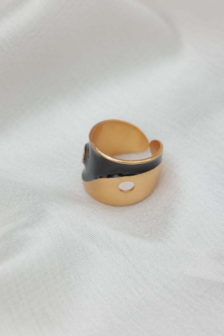 Yin Yang ring